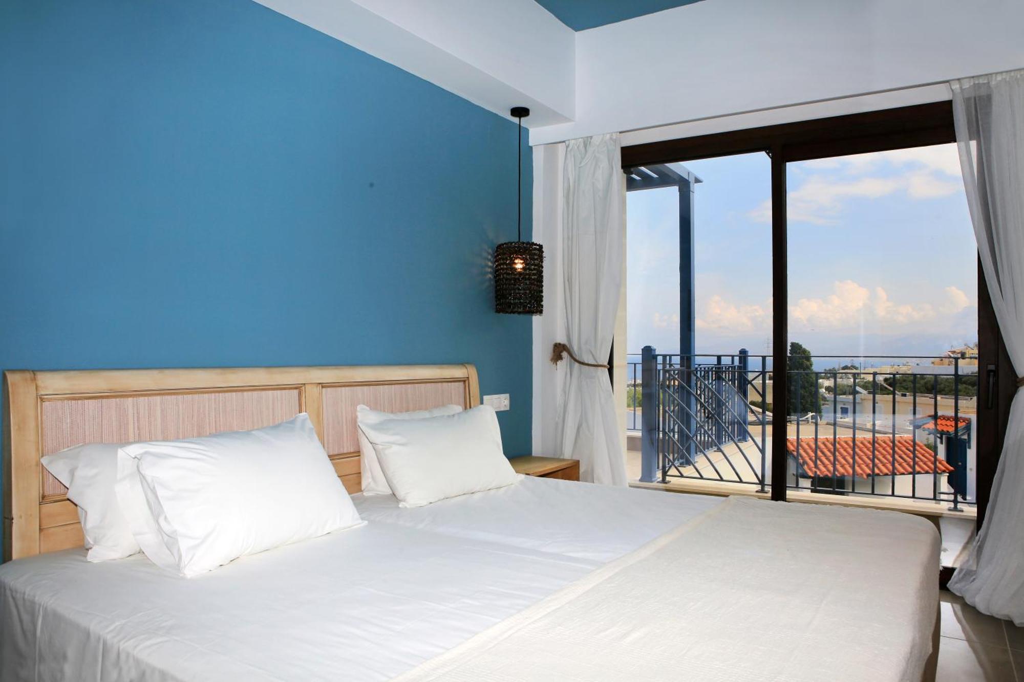 Mika Villas & Suites Hersonissos  Quarto foto