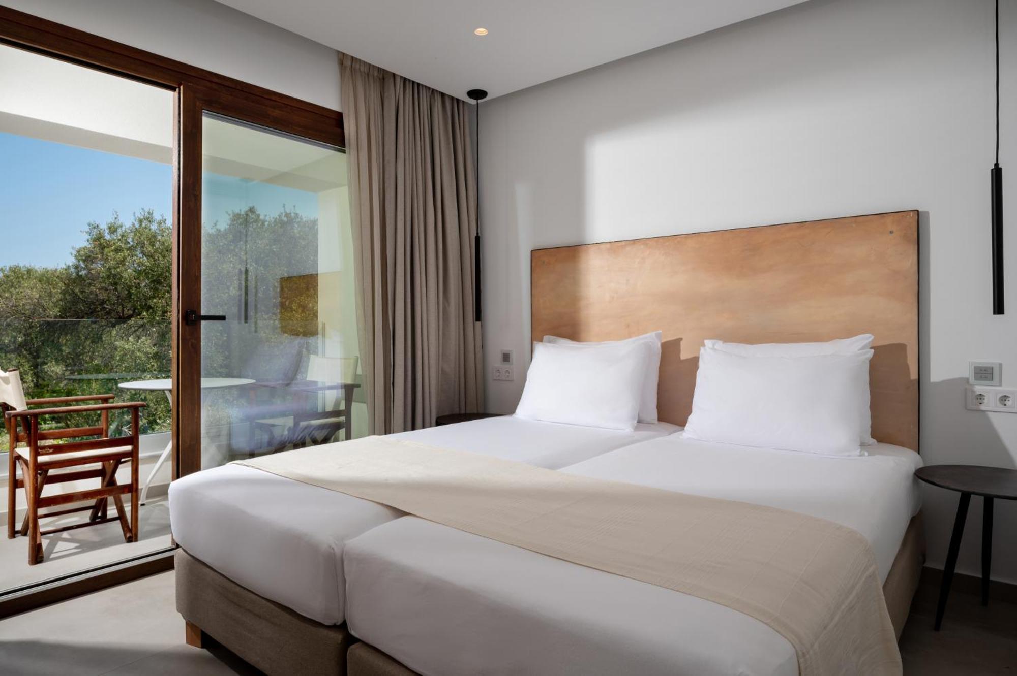 Mika Villas & Suites Hersonissos  Quarto foto