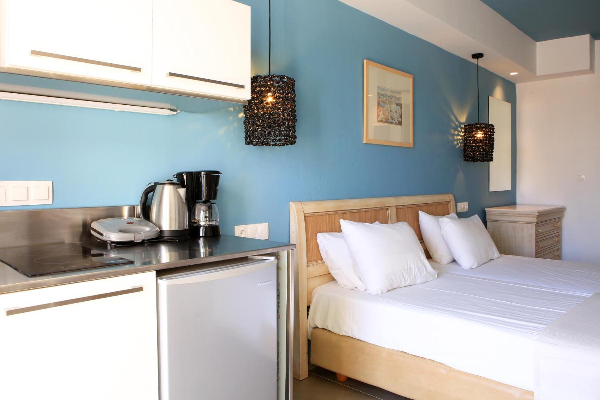 Mika Villas & Suites Hersonissos  Quarto foto